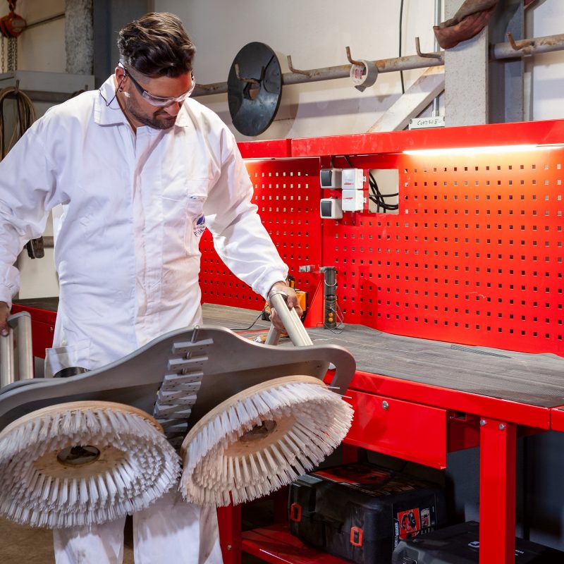 biofouling management, ship technology, underwater inspection, Diving innovations, hull cleaner underwater, rov, propeller cleaning, marine technology, propeller polishing, rov, marine tech, techullclean, undewater hull cleaning spain, underwater hull cleaning singapore